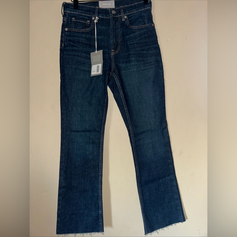 NWT EVERLANE Women’s  Slight Flare Bottom Jeans Sz 26R Medium Wash